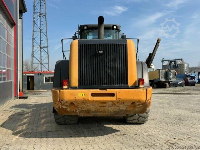 Wheel loader CASE 1121 F Radlader