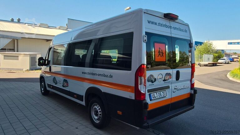Kleinbus Opel Movano Mobility Airline Boden Rolli