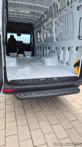 Kastenwagen hoch MERCEDES-BENZ Sprinter III Kasten  519 CDI RWD 4x 4 Allrad