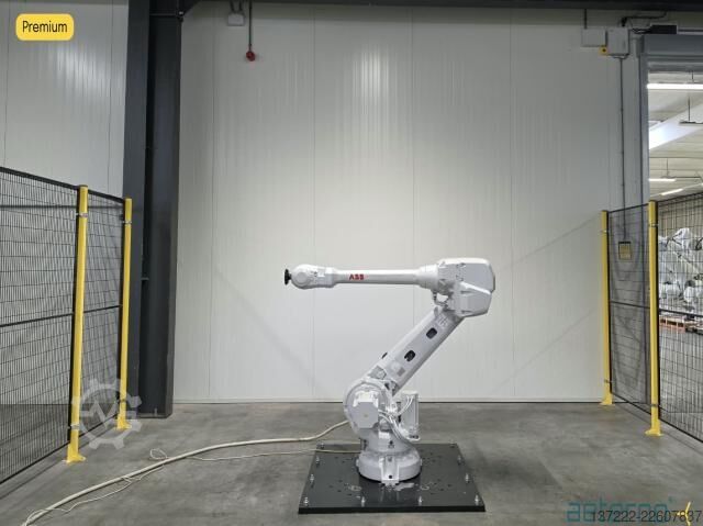 Refurbished Robot with 1 year warranty ABB IRB 4600-40/2.55