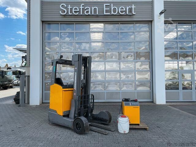 Reachtruck Jungheinrich ETV C16 / Triplex 5.72m / SS / nur 2.953h / 2016