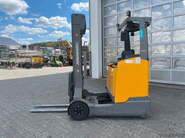 Reachtruck Jungheinrich ETV C16 / Triplex 5.72m / SS / nur 2.953h / 2016