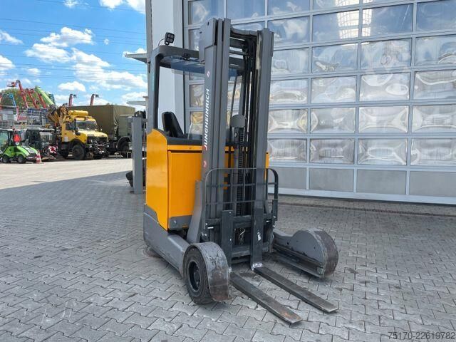 Reachtruck Jungheinrich ETV C16 / Triplex 5.72m / SS / nur 2.953h / 2016