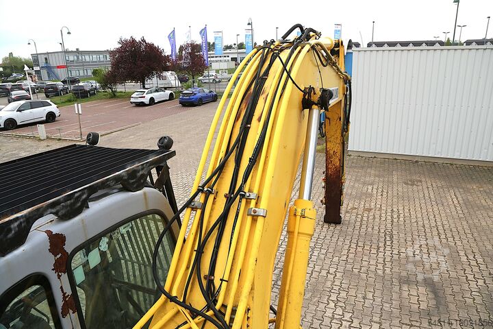 Kettenbagger Kobelco/NEW-Holland E305