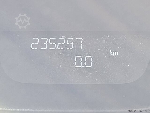 Passenger transportation OPEL VIVARO 1.6 L1 Combi 9p Airco