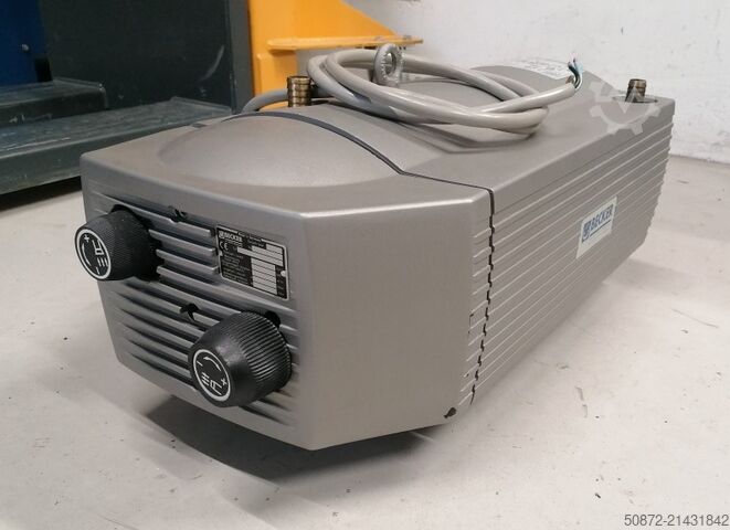 Vacuum pump Becker T 4.40 DSK