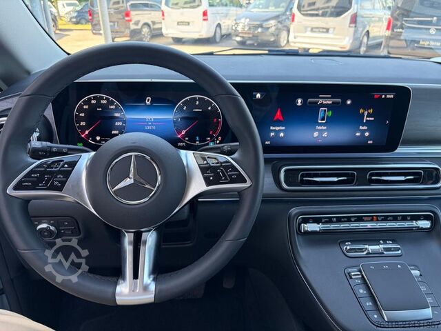 Minibus Mercedes-Benz V 300 d 4MATIC AVANTGARDE Lang Avantgarde Leder AHK 360 Distr
