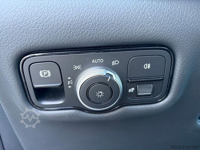 Minibus Mercedes-Benz V 300 d 4MATIC AVANTGARDE Lang Avantgarde Leder AHK 360 Distr