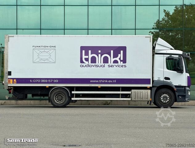 LKW mit Kofferaufbau MERCEDES-BENZ Antos 1830 FULL AIR TAIL LIFT 648.000 KM SMART T