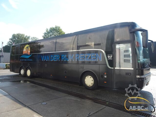 Reisebus VAN HOOL T917 Acron, 63 Sitze