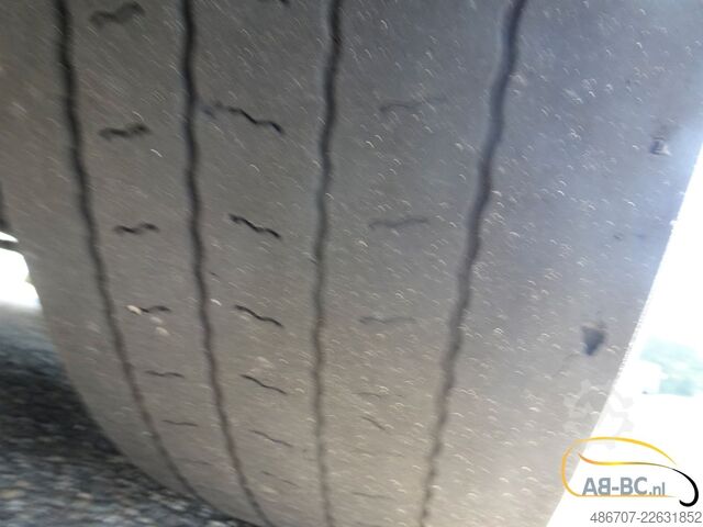 Reisebus VAN HOOL T917 Acron, 63 Sitze