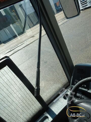 Reisebus VAN HOOL T917 Acron, 63 Sitze