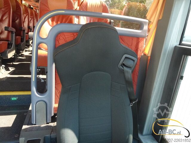 Reisebus VAN HOOL T917 Acron, 63 Sitze