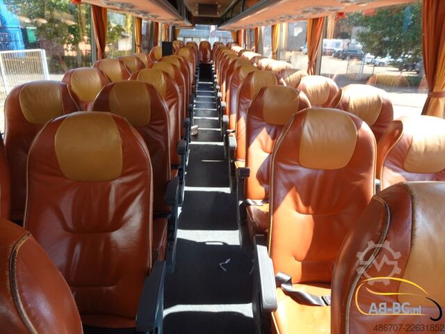Reisebus VAN HOOL T917 Acron, 63 Sitze