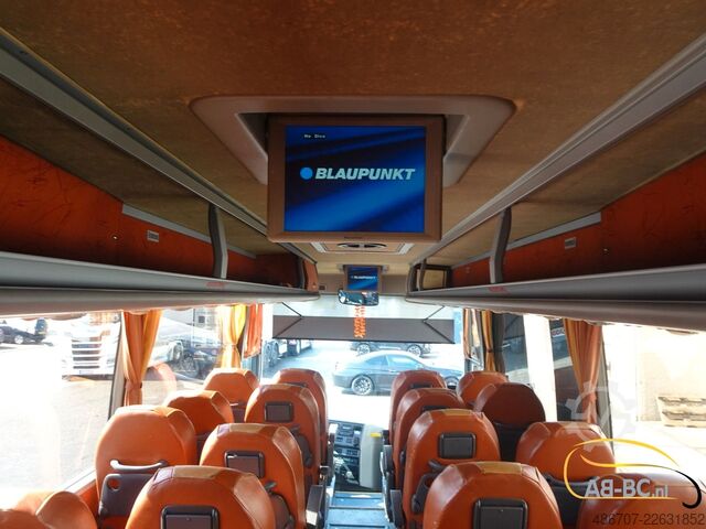 Reisebus VAN HOOL T917 Acron, 63 Sitze