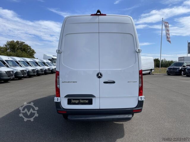 Kastenwagen hoch MERCEDES-BENZ Sprinter 317 CDI KA/3665/L2H2/MBUX/NAVI/AUTOMATI