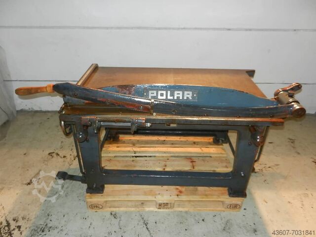 Board Cutter Polar Mohr 110