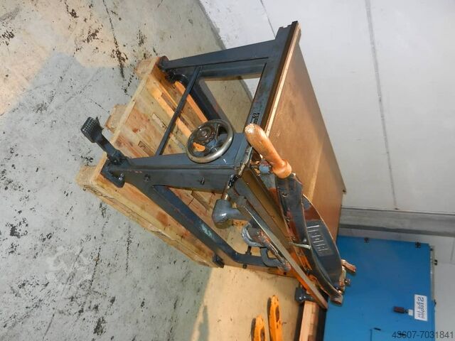 Board Cutter Polar Mohr 110