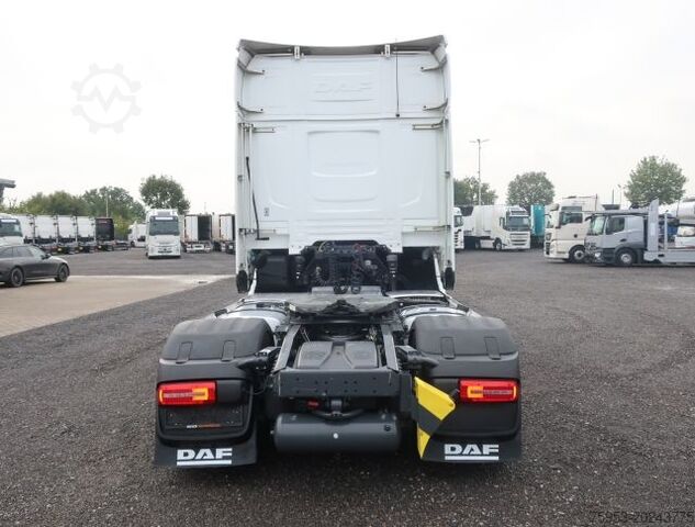 Standard tractor unit DAF XG+ 530 FT VExec Standklima Intarder Navigation
