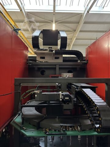 Bearbeitungszentrum - Universal FPT Dino