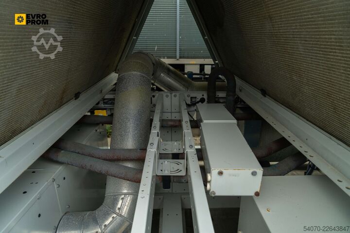 Chiller Used Industrial Chiller CARRIER - 890 kW | With warranty