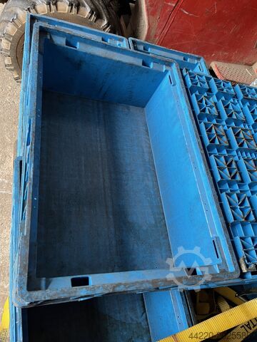 Stacking box  