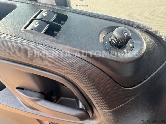 Transporter mit Koffer IVECO Daily 70C18A8 FILZ KOFFER AUT RFK TEMPOMAT KLIMA