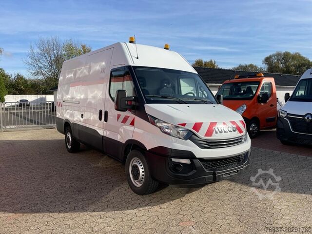 Box van Iveco Daily 35S14 Werkstattwagen Kastenwagen