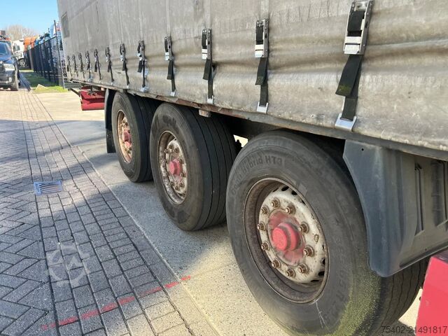 Curtain sided Krone SD 27 / Tautliner / 1x Lift Axle / Disc Brakes