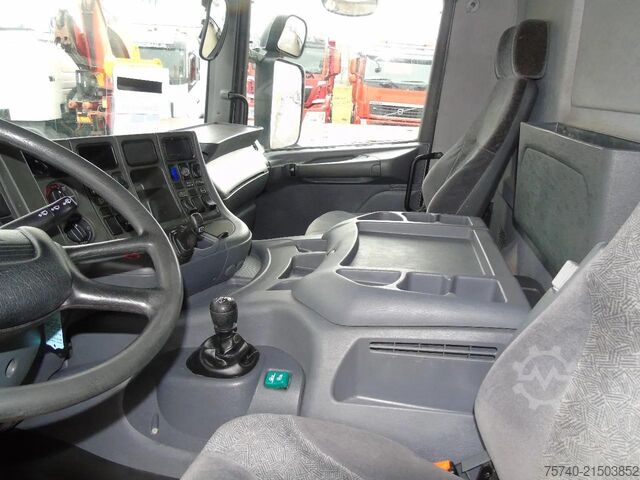 Fahrgestell mit Fahrerhaus Scania P 94 .230 + EURO 3