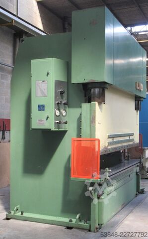 Abkantpresse LVD PPNMA 200/30
