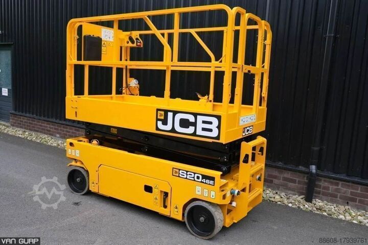 Scissor lift JCB S2046E