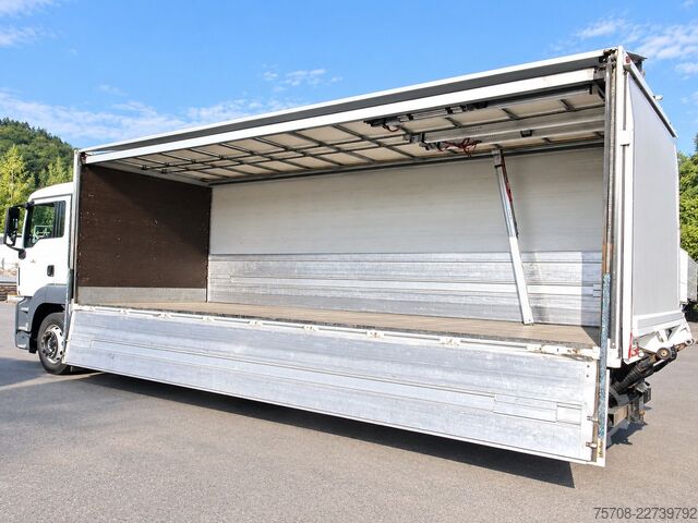 LKW mit Getränkeaufbau MAN 26.420 TGS*7,3m Schwenkwand*LBW*2x AHK*Lift/Lenk