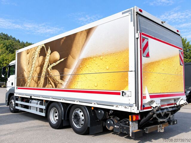 LKW mit Getränkeaufbau MAN 26.420 TGS*7,3m Schwenkwand*LBW*2x AHK*Lift/Lenk
