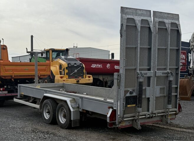 Low loader trailer HUMBAUR HS 106020 BS Anhänger mit Laderampe