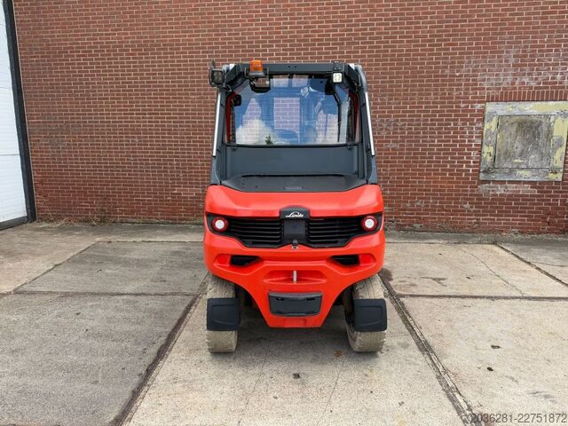Electric 4-wheel forklift Linde E50HL-01/600