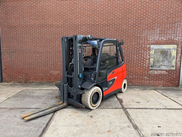 Electric 4-wheel forklift Linde E50HL-01/600