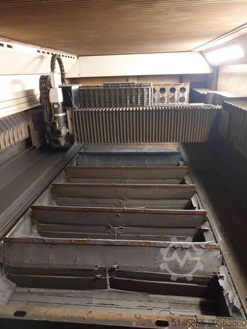 Laser cutting machine Trumpf TruLaser 5030 fiber