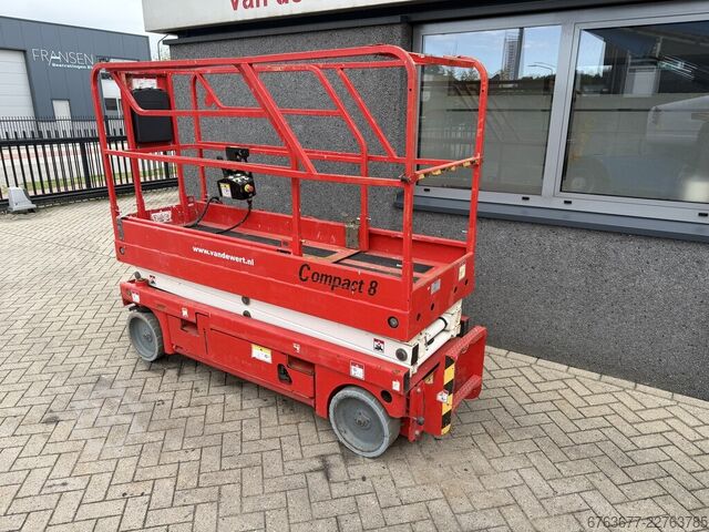 Haulotte Scissor Lift Haulotte Compact 8, 8m working height, 400 hours / 2014 HAULOTTE Compact 8 8M werkhoogte 400uur / 2014