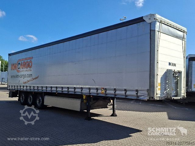 Open semitrailer with tarp Schmitz Cargobull Curtainsider Standard Getränke