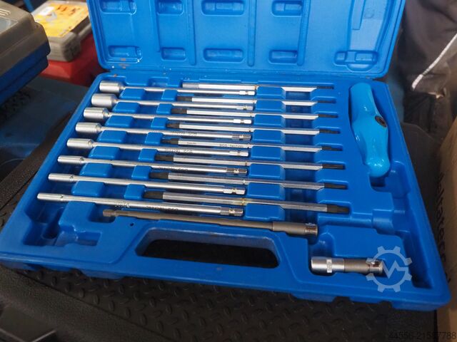 Komplette freie KFZ Werkstatt  