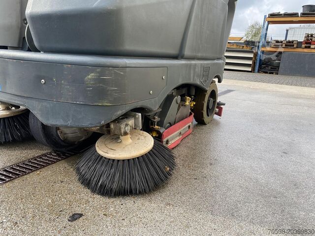 2019 Nilfisk SC6500 1100C, Kehr-Scheuersaugmaschine Nilfisk SC6500 1100C, Veeg- Schrobmachine