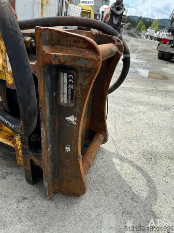 Brechhammer Atlas HBC 4000 Spike hammer w/ S70 attachment