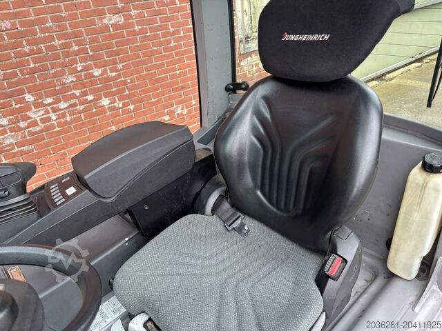 Elektro 3 Rad-Stapler Jungheinrich EFG 216k