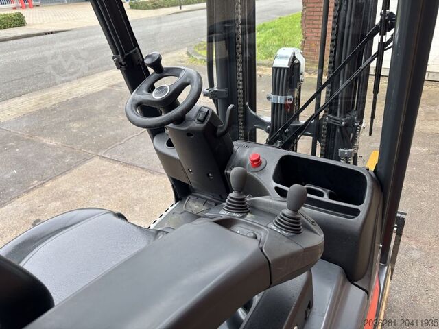 Elektro 3 Rad-Stapler Linde E16L-02