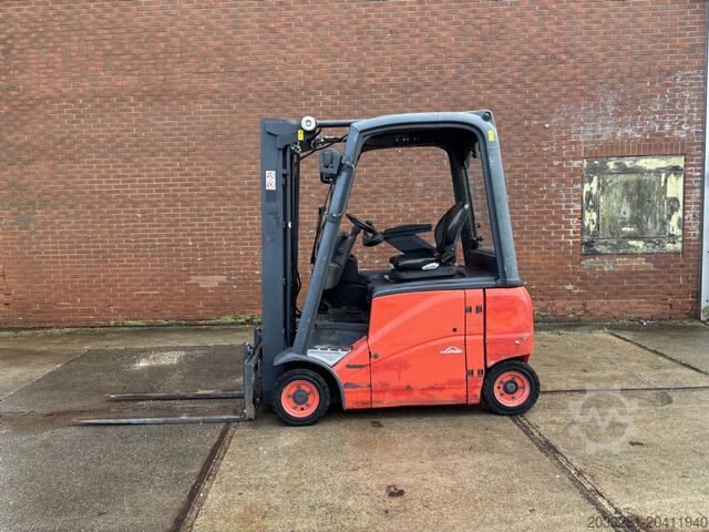 Elektro 4 Rad-Stapler Linde E16PH-01