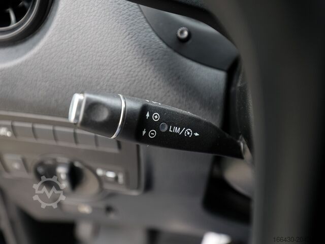 Panel van Mercedes-Benz Vito 114 CDI Mixto Lang AHK DAB Einparkh. Tem