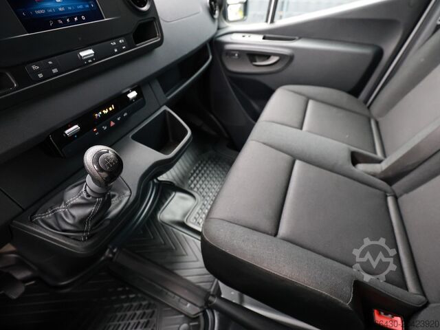 Panel van Mercedes-Benz Sprinter 317 CDI Kasten Hochdach Lang Navi Ka