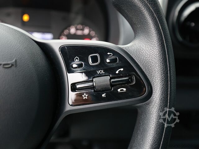 Panel van Mercedes-Benz Sprinter 317 CDI Kasten Hochdach Lang Navi Ka