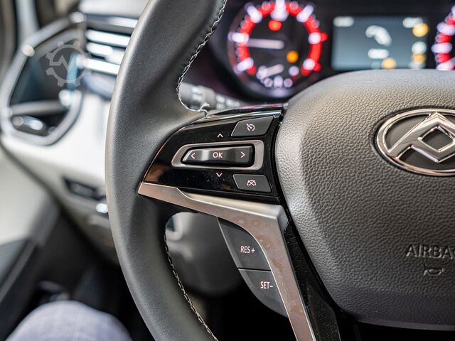 Panel van Maxus DELIVER 7